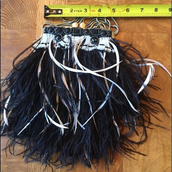 MOO ROO Black n White Feathered Purse - Picture 2 of 14
